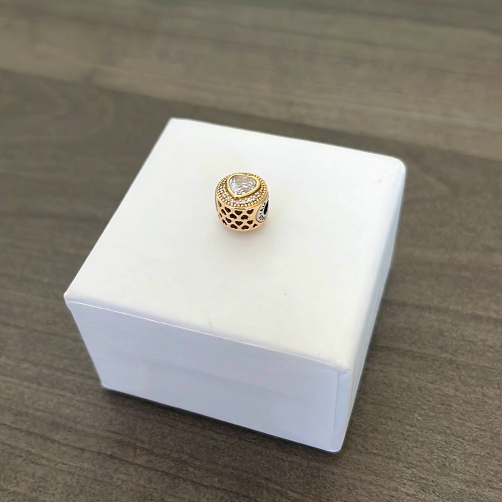 PANDORA 14K ESSENCE CHARM - LOVE